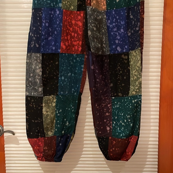 Patchwork joggers, size L/XL with front pockets handmade in Nepal - Picture 4 of 11